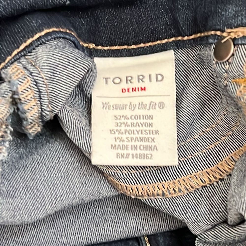 Torrid Blue Denim Jeggings - Picture 6 of 6